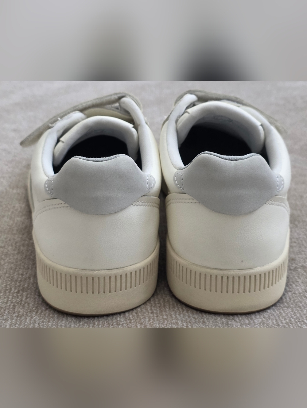 EVERLANE The ReLeather® Velcro Court Sneaker Off White/Fog Unisex W-8 M-6 - Picture 3 of 7